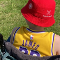 Adams funktionelle mavesmerter og smerter efter ankelskade